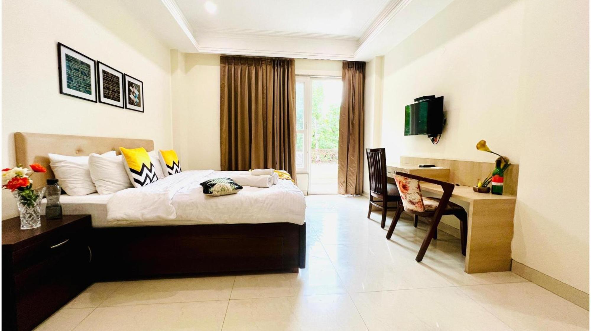 Bluo Studio2 Golf Course Road - Gym, Terrace Garden Gurgaon Luaran gambar